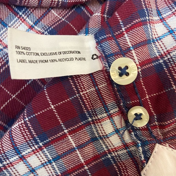 Gap kids plaid longsleeve collared buttondown top xl 12 boys 
Front pocket - Picture 5 of 7
